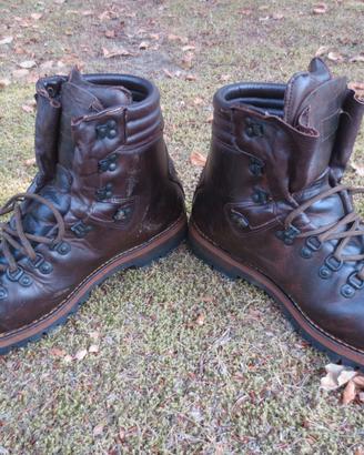 Scarponi Gronell suola Vibram taglia 45