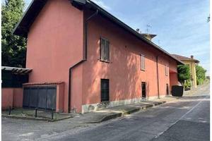 Immobile in asta di 147 m² con 2 locali e box auto