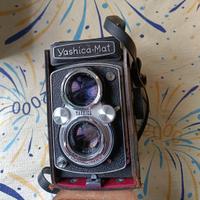 Macchina fotografica Yashica MAT 66