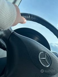 Mercedes benz vito