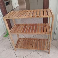 Mobile da bagno con ripiani