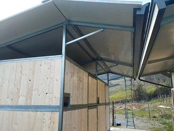 Capannine box porta balloni fence per cavalli
