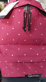Zaino Eastpak Padded Pak’r rosso con pois bianchi
