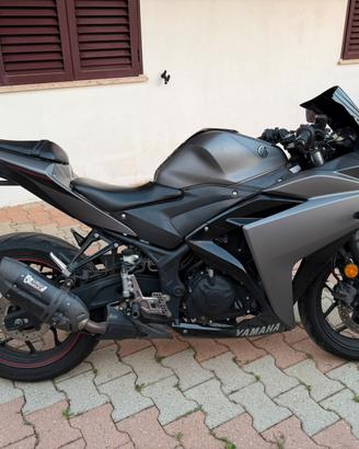 Yamaha r3 2017
