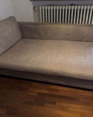 Due divani CHAISE LONGUE