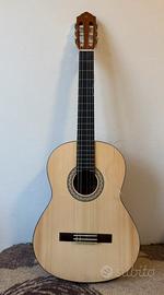 Chitarra marca YAMAHA