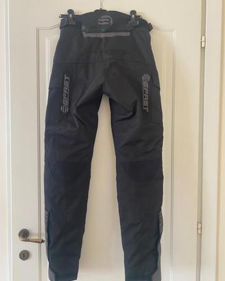 Pantaloni moto