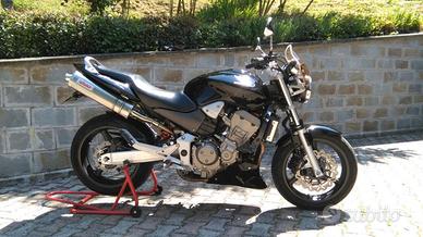 Honda Hornet 900 anno 2005