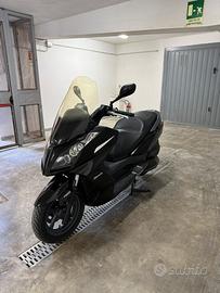 Kymco Downtown 300i ABS