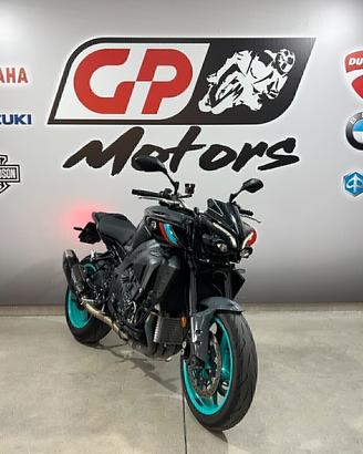 Yamaha MT-10 Cyan Storm 165CV AKRAPOVIC