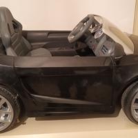 R8 giocattolo guidabile 