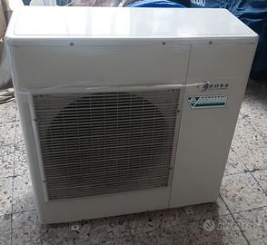 Pompa di calore Rhoss 