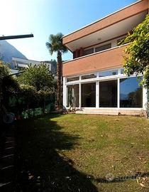 Trilocale con giardino e vista Lago