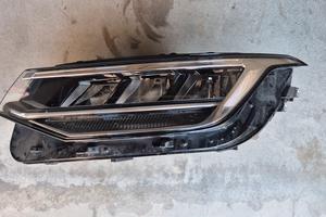 faro anteriore tiguan 2022