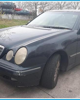 Ricambi Usati MERCEDES Classe E W210 2002