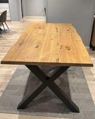 tavolo legno massello 100x160 h75 danneggiato 