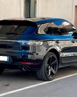 PORSCHE MACAN 3.0 S DIESEL ALLESTIMENTO GTS
