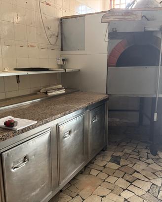 Forno professionale pizza + banco inox + accessori