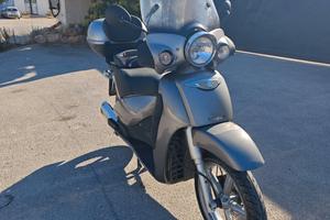 Aprilia Scarabeo 250