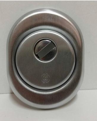 DEFENDER DI SICUREZZA PER PORTA BLINDATA 
SECUREMM