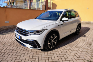 Tiguan r-line 2.0 tdi 150 cv dsg 4motion