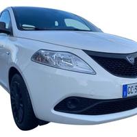 LANCIA Ypsilon 1.2 69 CV 5 porte GPL Ecochic Gol