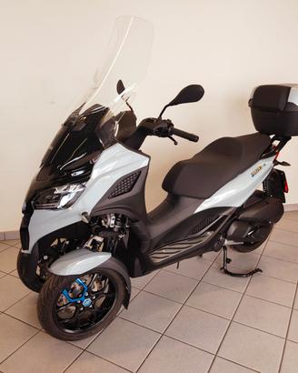 Piaggio Mp3 310 hpe Sport solo 421 km