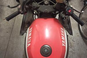 Yamaha FZ 750 - 1985