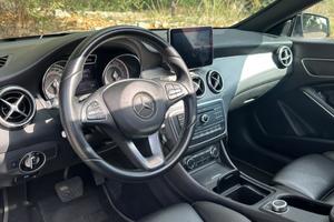 mercedes CLA 200 allestimento amg