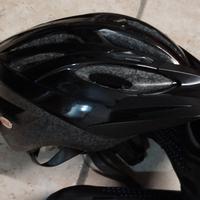 caschetto e scarpe MTB