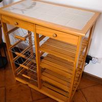 Tavolino / Carrellino da cucina o sala.