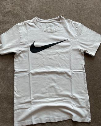 T-shirt NIKE tg. XS