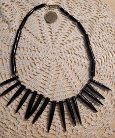 Girocollo in Corallo Nero
