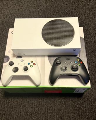 XBOX Serie S 512GB SSD + Volante Thrustmaster T128