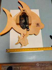 orologio pesce colorato