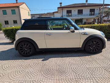 Mini Cooper SD R56 2011