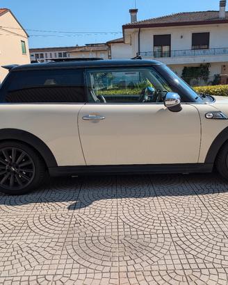 Mini Cooper SD R56 2011
