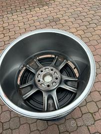 4. Cerchi.  Per  Volkswagen t5 t6