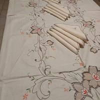 tovaglia vintage realizzata a mano