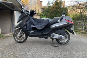 PIAGGIO XEVO 250