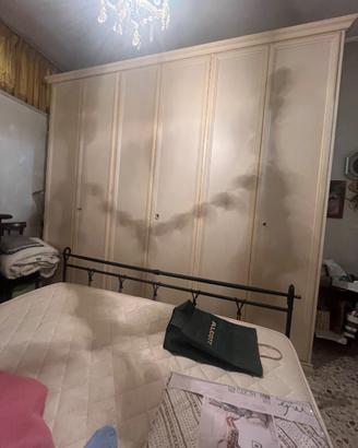 Camera da letto completa