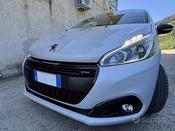 Peugeut 208 GT Line 1.6 BlueHDi 100 CV