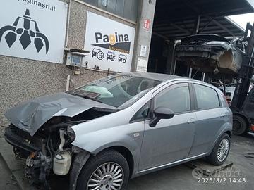 FIAT GRANDE PUNTO 1.2 B 2008 199A4000  PER RICAMBI