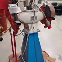Smerigliatrice FEMI 380V doppia mola con basamento