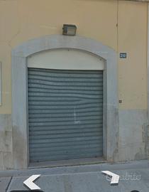 Locale commerciale corso Manfredi