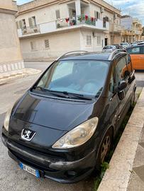 Peugeot 1007 16v 1.4 gpl