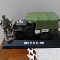 Veicolo militare USA 1945 Dodge con soldato Usa