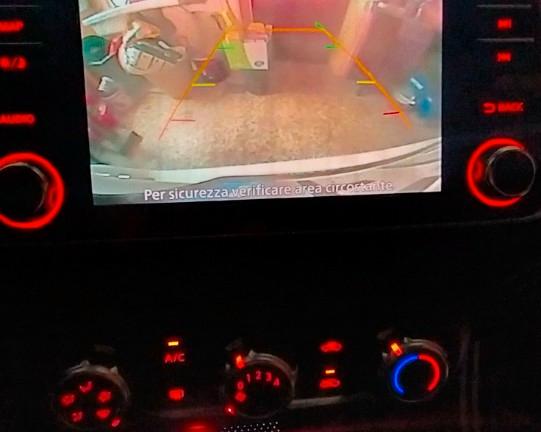 NISSAN Micra 5ª serie - 2019