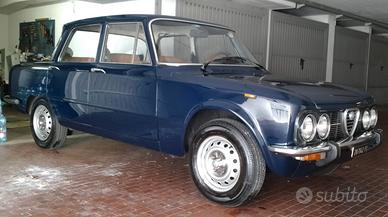 1976 Alfa Romeo giulia nuova super 1300