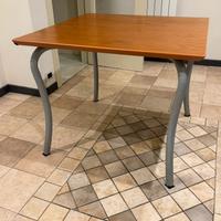 Tavolo cucina quadrato